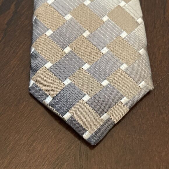 Pierre Cardin Hand Made 100% Silk Men’s Neck Tie Made In China - Picture 6 of 9